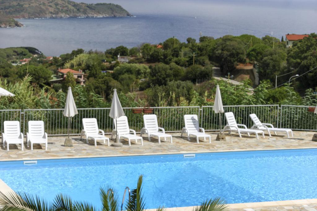 Monolocali Le Lecce Pool & Tennis Capoliveri  Zimmer foto